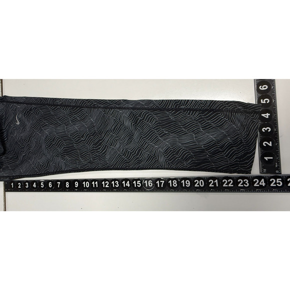 Nike Dri Fit Leggings Womens Medium Black Crop Tight Running Actual 28X24 - Picture 4 of 11